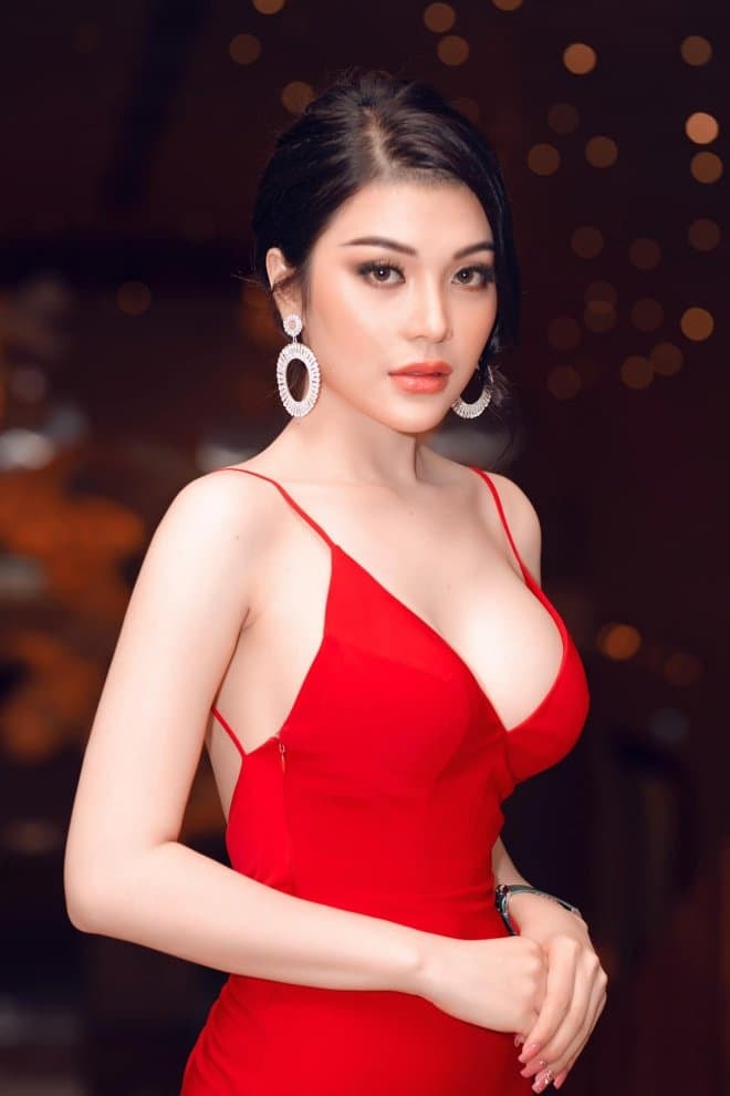 Lily Chen là ai  0