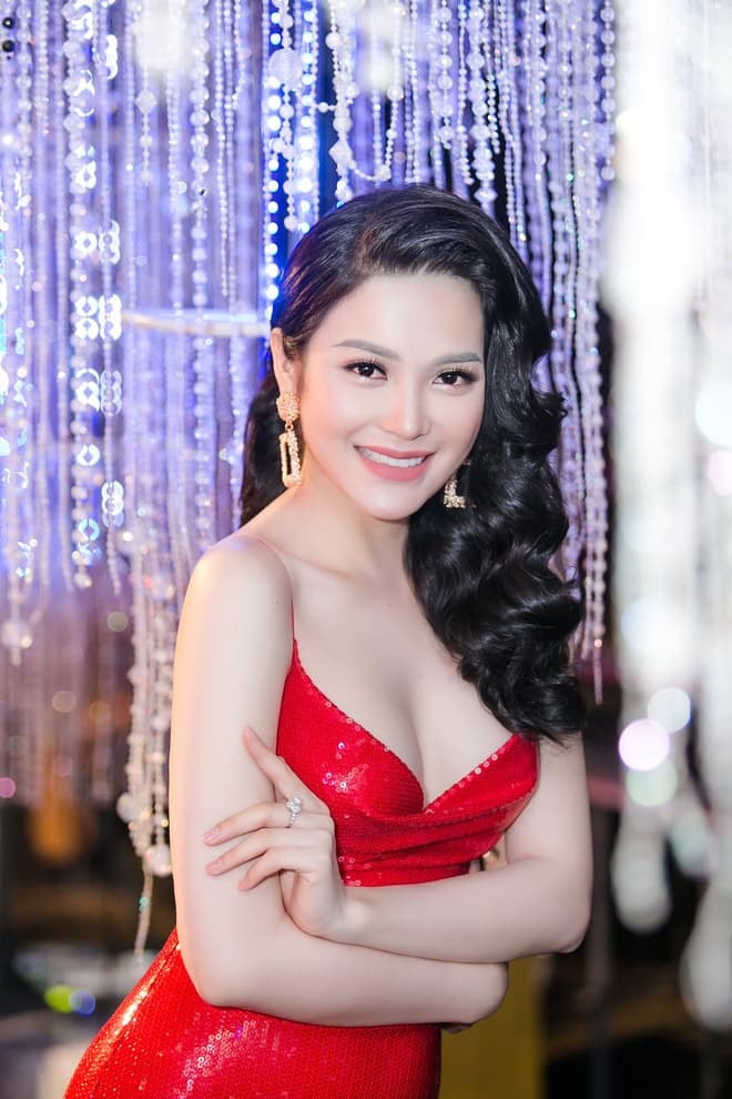 Lily Chen là ai  9