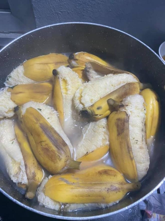 cách luộc chuối  1