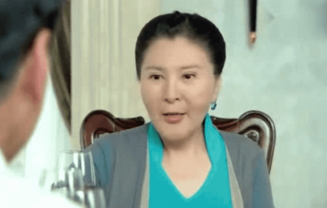 Cô gái vàng trong làng vai phụ của Quỳnh Dao: Khuynh gia bại sản vì chữa bệnh cho cha, cuối cùng qua đời cô độc sau 10 năm chống chọi với ung thư 0