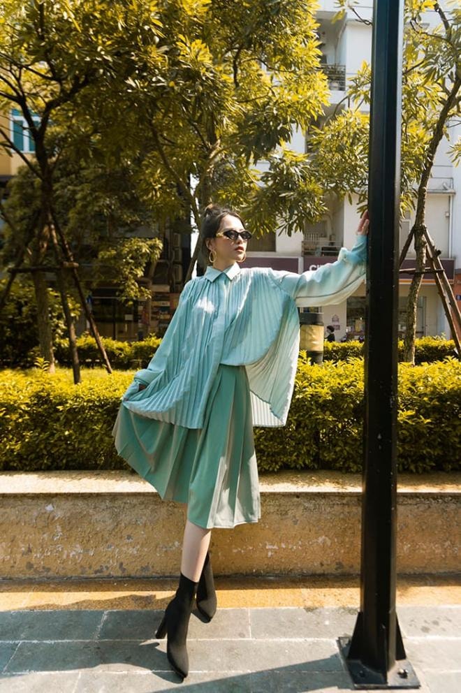 Siêu mẫu Hạ Vy cùng loạt chân dài xinh đẹp gợi ý trang phục xuống phố ngày hè 11