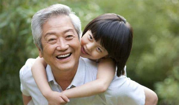 nguoi-gia-(5).jpg 0 nguoi-gia-(5).jpg 0