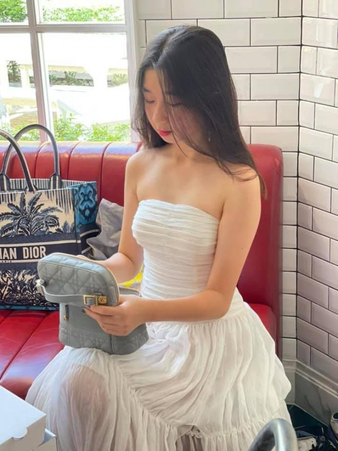 Hoa hậu Nguyễn Thị Huyền 3