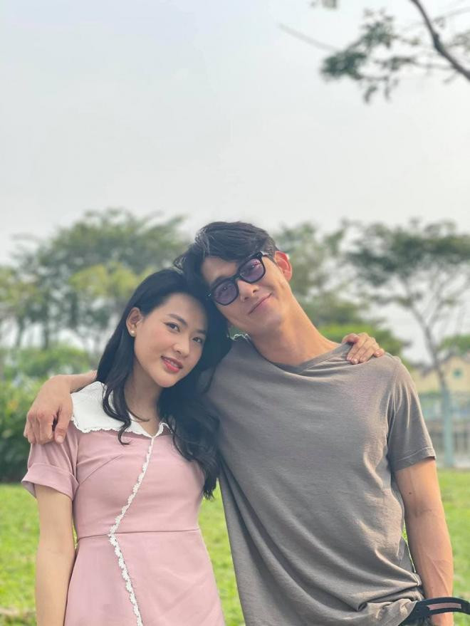 song-luan-dang-anh-tinh-tu-ben-nguoi-yeu-trong-phim-va-khang-dinh-yeu-thi-yeu-fan-22day-thuyen22-moi-tay-5-ngoisaovn-w1000-h1333 3