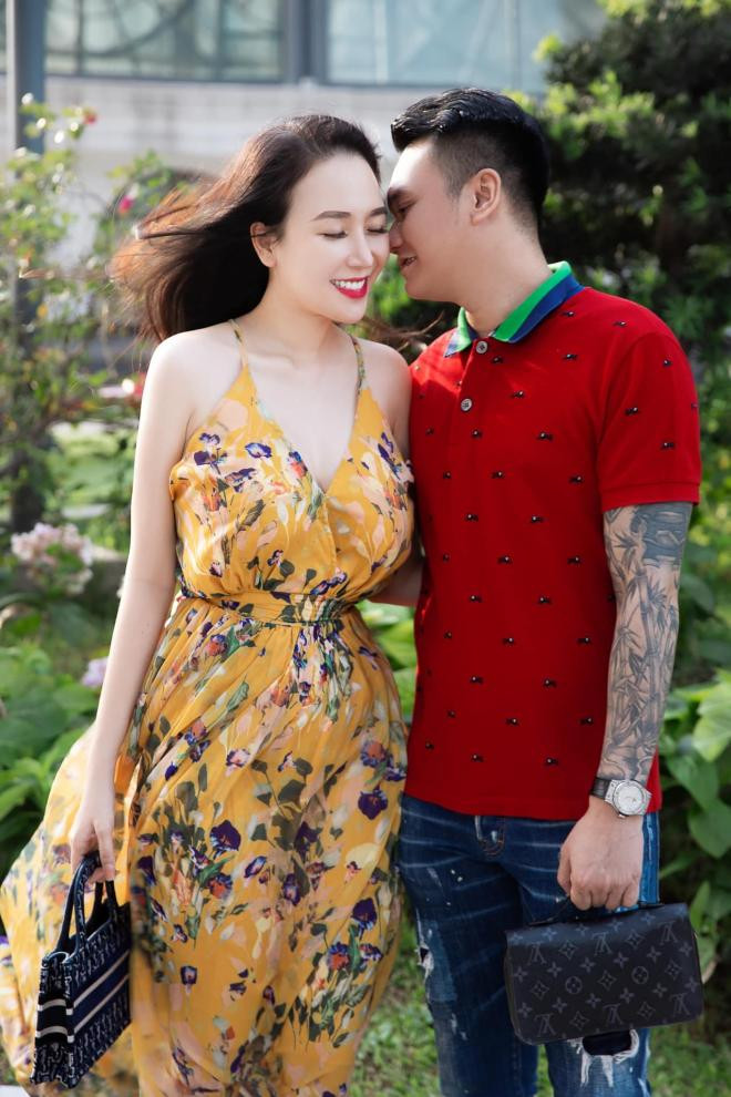 vợ khắc việt nóng bỏng 0 vợ khắc việt nóng bỏng 0