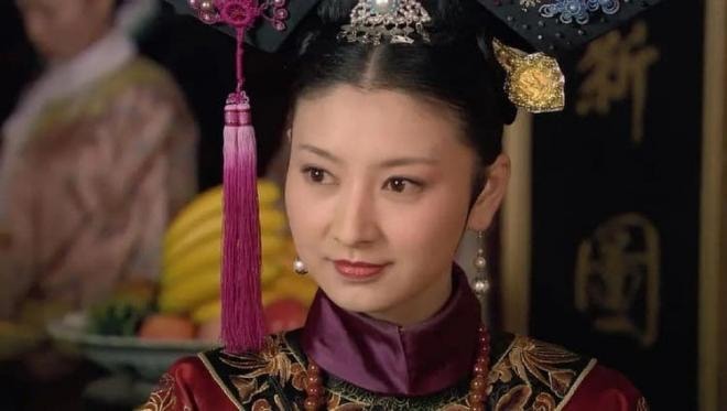 Có ai còn nhớ 'Thẩm My Trang' của Chân Hoàn truyện? Bức ảnh gần đây bị lộ, thật đáng tiếc khi vẻ ngoài này không còn đóng phim nữa 2