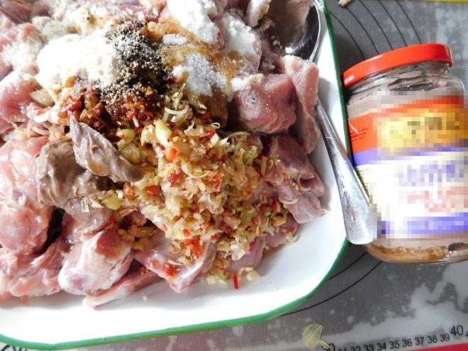 sườn rim mắm ruốc  0