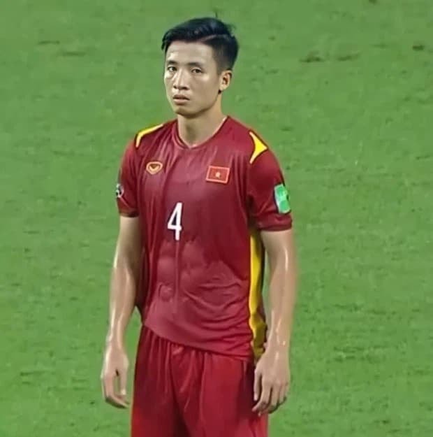 Bùi Tiến Dũng 0