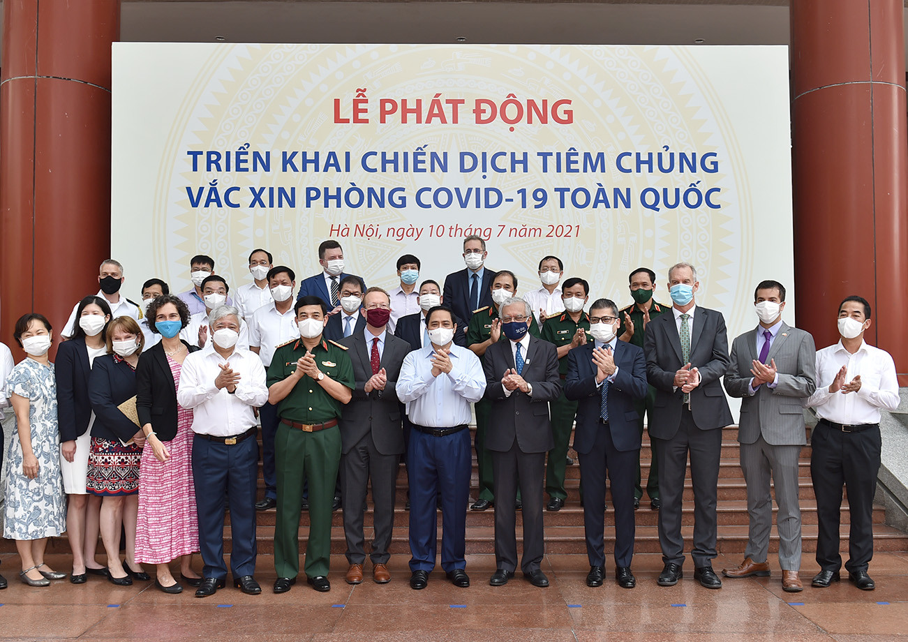 anh-9-w1301-h920.jpg