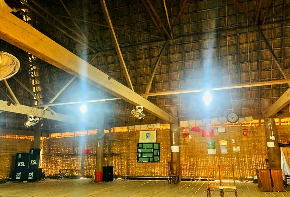 Thiết kế phía trong của ngôi nhà rông.