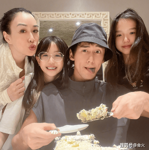 Mỹ nữ gốc Việt Chung Lệ Đề kỷ niệm ảnh sinh nhật của chồng trẻ kém 12 tuổi  4