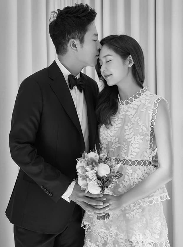  Sung Yuri  1