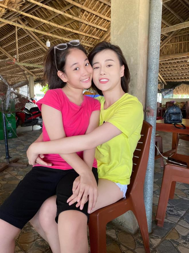 Hà Anh Hương vị tình thân 0