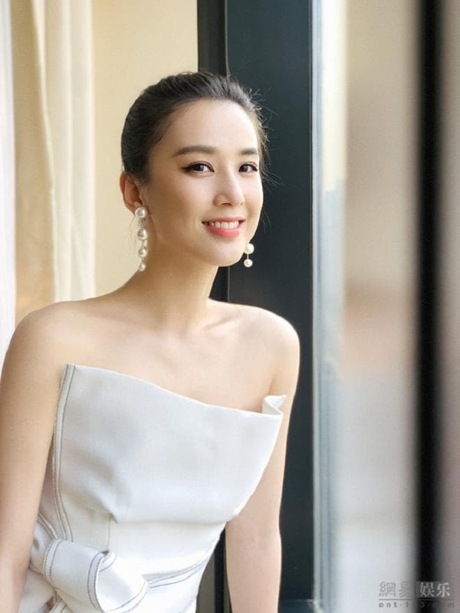 Mỹ nhân Hoa ngữ nhận được thư tình 1