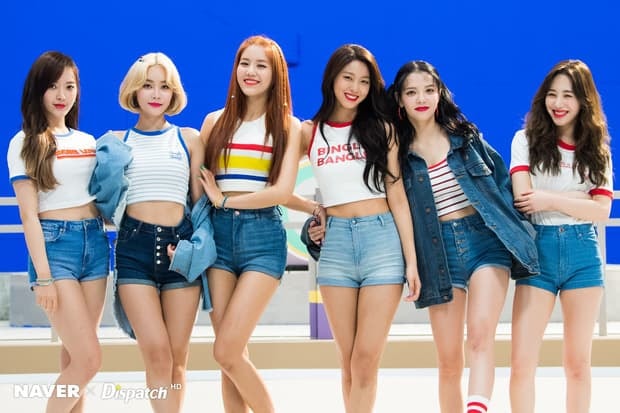Kwon Mina tự tử tại nhà riêng sau khi tố chị em cùng nhóm bắt nạt, netizen chia 2 phe xót xa và mỉa 'làm màu' vì nguyên nhân này  8