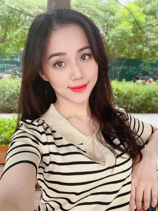 diễn viên bà Sa thời trẻ 0