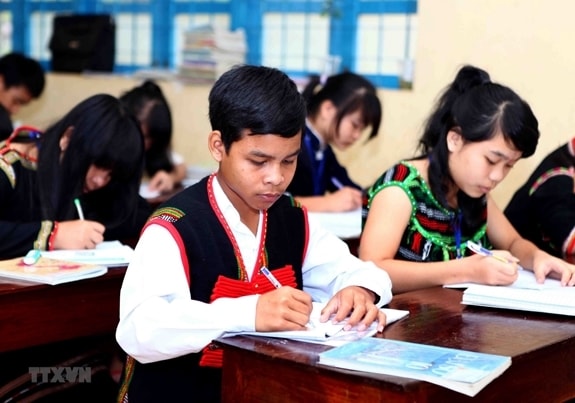Một giờ học của học sinh trường THPT Dân tộc nội trú Nơ Trang Lơng, tỉnh Đắk Lắk. 