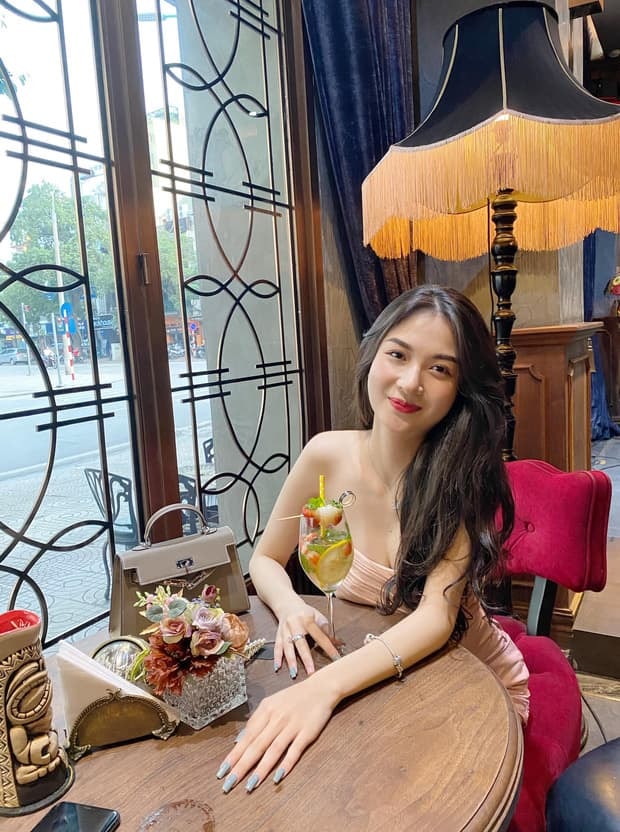 Thư Vũ - gái xinh 'Về nhà đi con' tái xuất sau thời gian gây sóng gió khắp mạng xã hội 1