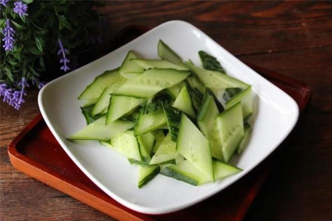 mẹo nấu canh trứng cà chua 1