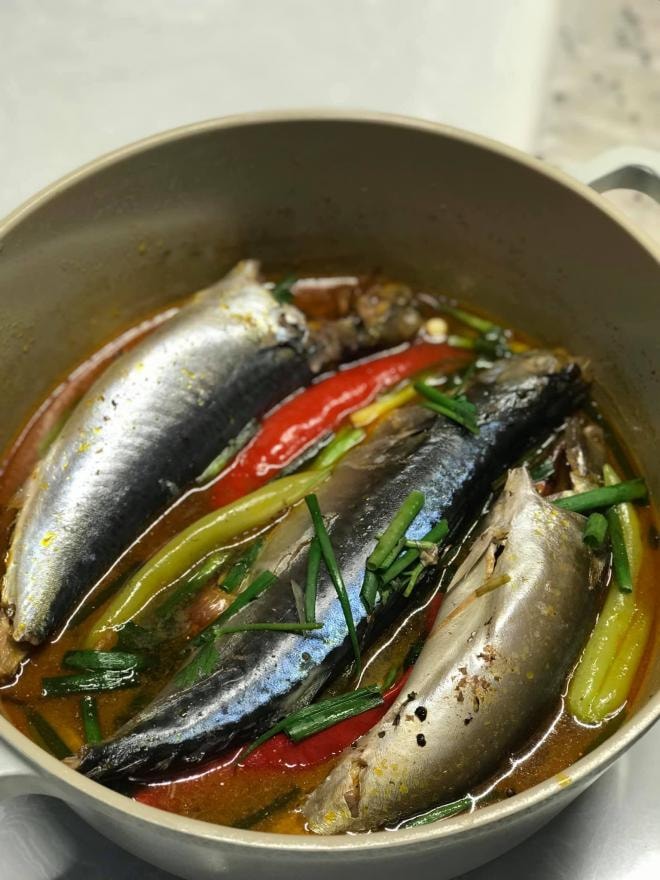 cá nục cuốn bánh tráng 0