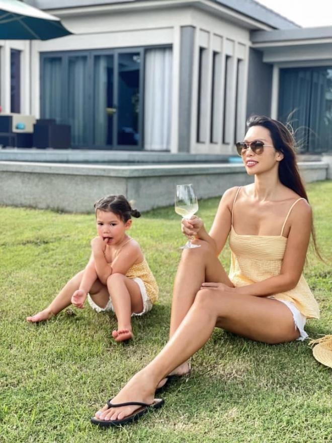 Hà Anh bán nude 2