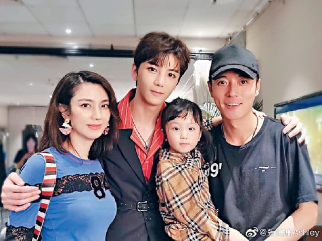  'F4 Hong Kong' hội tụ sau hơn 20 năm, từ Chu Ân đến Thái Thiếu Phân đều đã trở thành 'chị đại' của làng giải trí 14