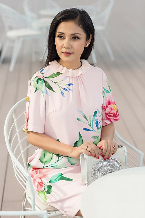 trinh3-ngoisaovn-w500-h750 0 trinh3-ngoisaovn-w500-h750 0