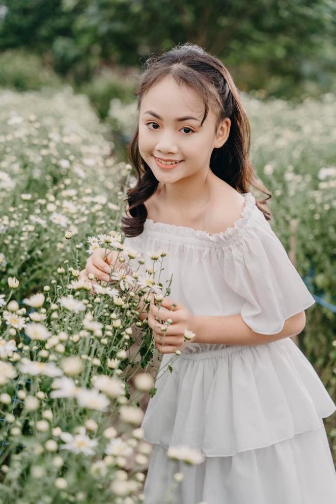 diễn viên ní Hồng Nhung 0