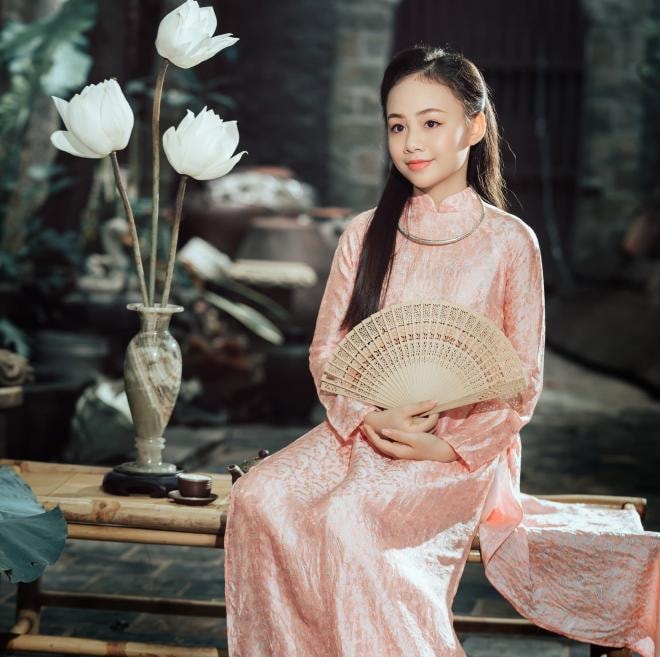 diễn viên ní Hồng Nhung 2