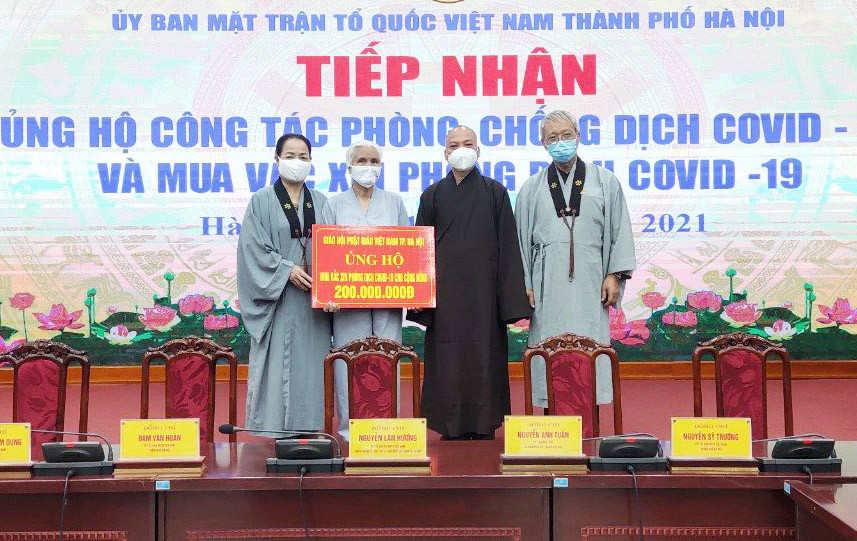 Các tăng ni, Phật tử tích cực ủng hộ công tác phòng, chống dịch Covid-19 của thành phố Hà Nội là việc làm ý nghĩa dịp lễ Vu lan năm nay