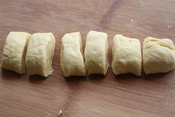 lam-banh (1).jpeg 1