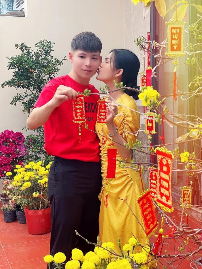 ngoc-trinh-ke-ve-chuyen-tinh-voi-cau-thu-bong-da-kem-21-tuoi-cao-1m8-ea692e04-ngoisaovn-w1000-h1333 2