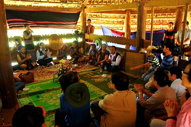 Lễ đặt tên họ Hồ là hoạt động giàu ý nghĩa, bày tỏ tấm lòng của người Tà Ôi luôn hướng về Đảng, về Bác Hồ kính yêu, thể hiện tinh thần đại đoàn kết giữa 54 dân tộc anh em.