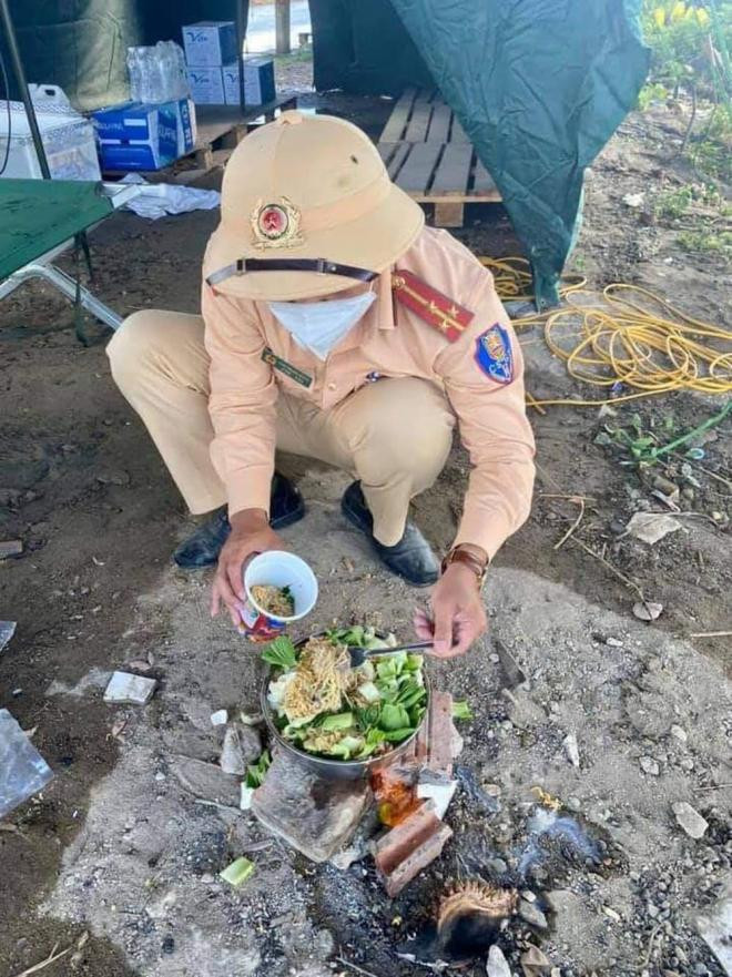 canh-sat.jpg 0