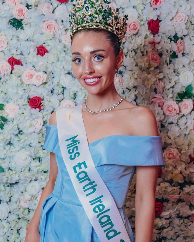 tân Hoa hậu Trái đất Ireland 2021 9