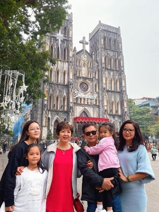 Bản tin sao Việt ngày 3/9 1