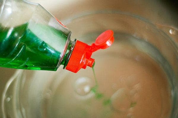 Cách rửa bát đĩa 2