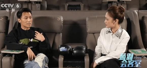 Sau tin bị scandal Triệu Vy ảnh hưởng, Lưu Diệc Phi xuất hiện lạnh lùng và đầy khí chất, vẻ đẹp khiến người qua đường cũng phải ngoái nhìn  6