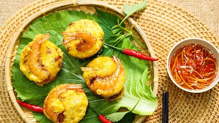 Bánh cống là một trong những món bánh nổi tiếng của miền Tây. (Ảnh: Internet)
