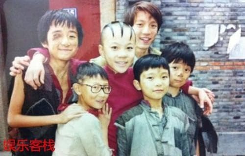 Cậu bé 'Tam Mao' đã trưởng thành, nhiều năm bị thương da đầu đến không thể mọc tóc, sau 25 năm vẫn độc thân 6