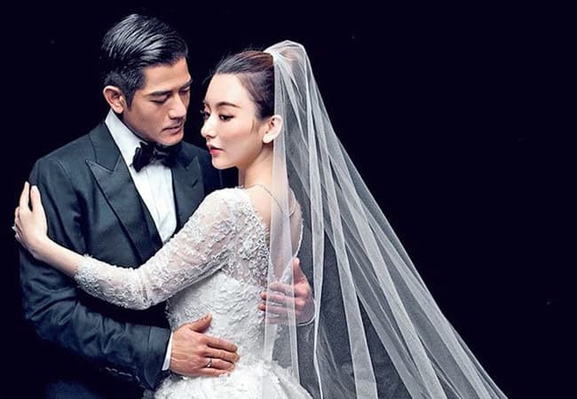 Vợ Quách Phú Thành lần đầu lộ diện sau khi bị tố thuộc đường dây săn đại gia, diện croptop như nữ sinh khoe vòng eo đáng ghen tị 4 Vợ Quách Phú Thành lần đầu lộ diện sau khi bị tố thuộc đường dây săn đại gia, diện croptop như nữ sinh khoe vòng eo đáng ghen tị 4