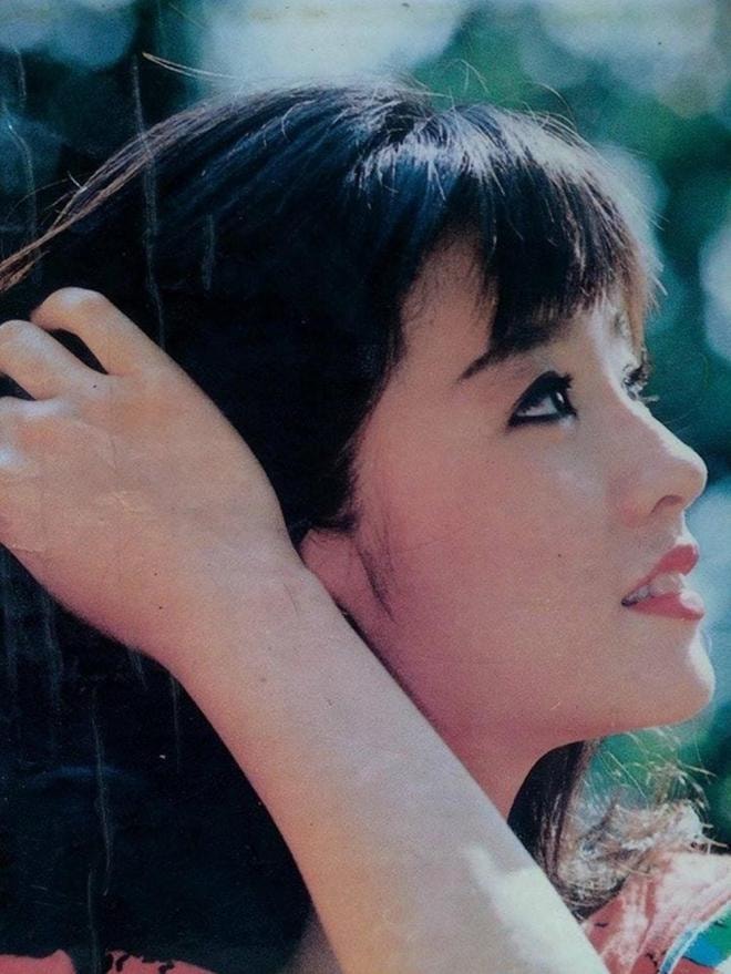 mang-xa-hoi-bat-ngo-chia-se-lai-loat-anh-mot-thoi-cua-nsut-my-duyen-voi-nhan-sac-cuc-pham-3-ngoisaovn-w1000-h1333 3 mang-xa-hoi-bat-ngo-chia-se-lai-loat-anh-mot-thoi-cua-nsut-my-duyen-voi-nhan-sac-cuc-pham-3-ngoisaovn-w1000-h1333 3