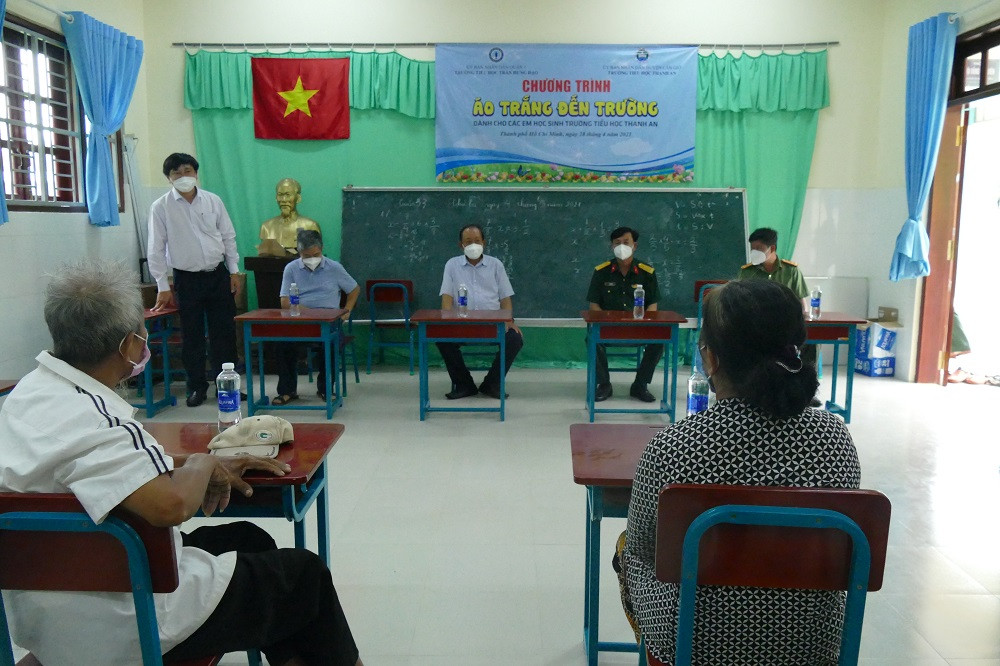 p1570415-w1000-h666.jpg