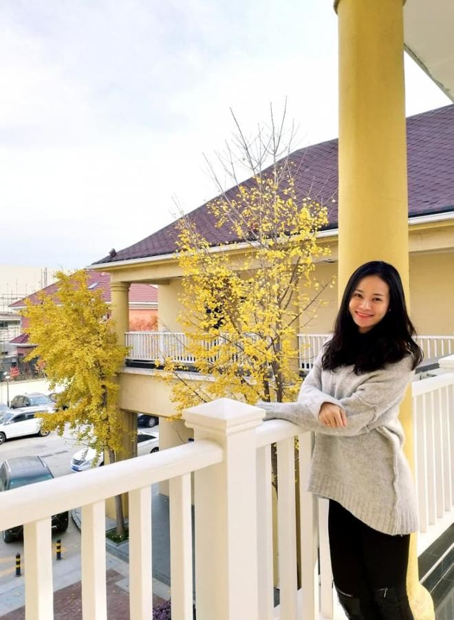 Nhan sắc đời thường không lên sóng của nữ MC 'Chuyển động 24h' - Thu Hương 13