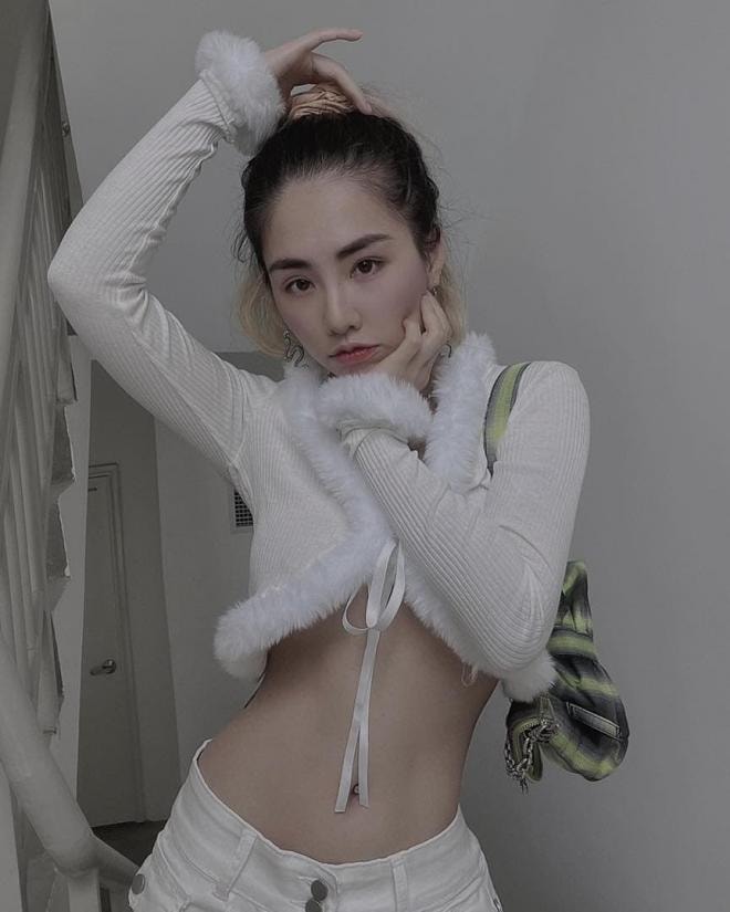 Du Uyên 2