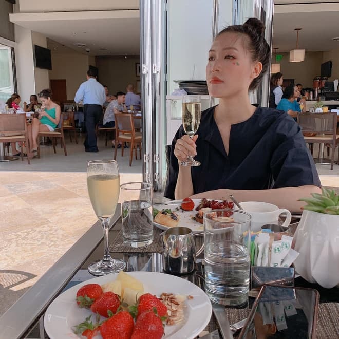 Cuộc sống hiện tại của Hoa hậu Thùy Dung ra sao sau hơn 2 năm sang Mỹ định cư? 4