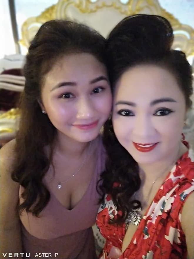 con dâu thứ của bà Phương Hằng 0