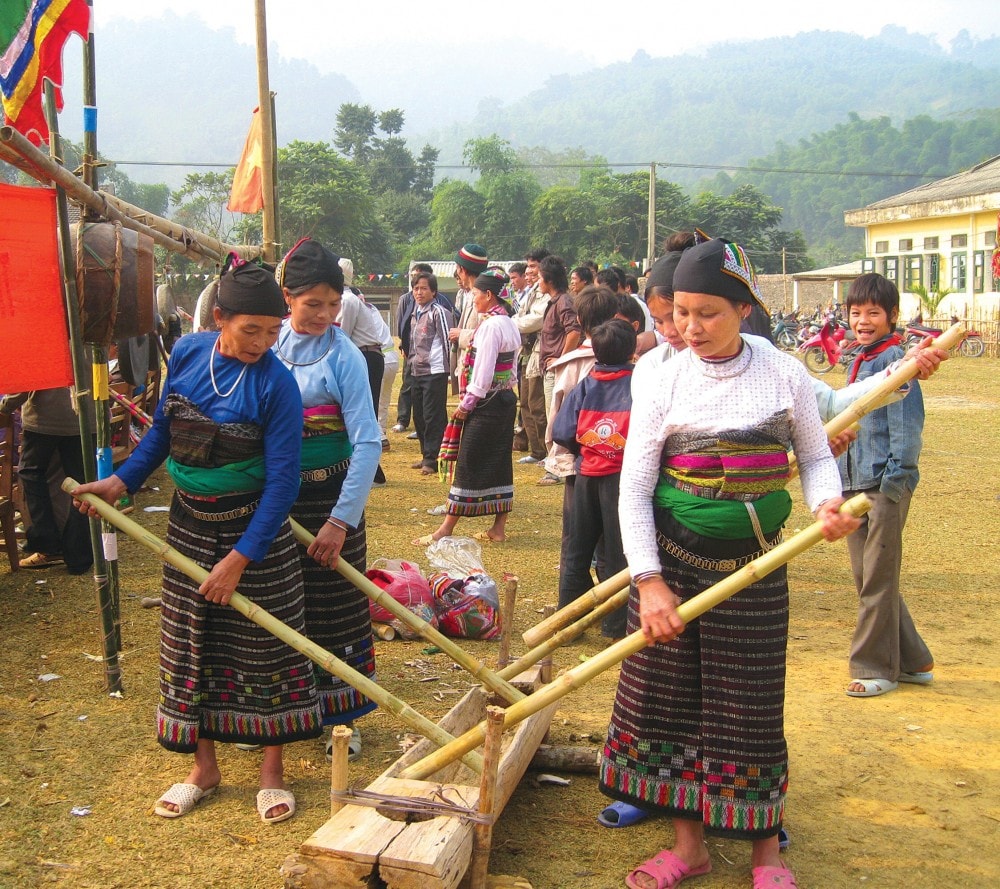 Khua luống bắt nguồn từ trong lao động. (Ảnh: Internet)