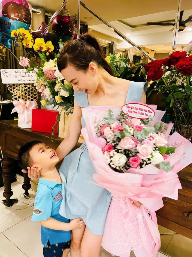Đinh Ngọc Diệp 3