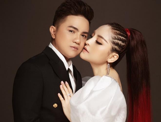 Sara Trương Tuyền 0